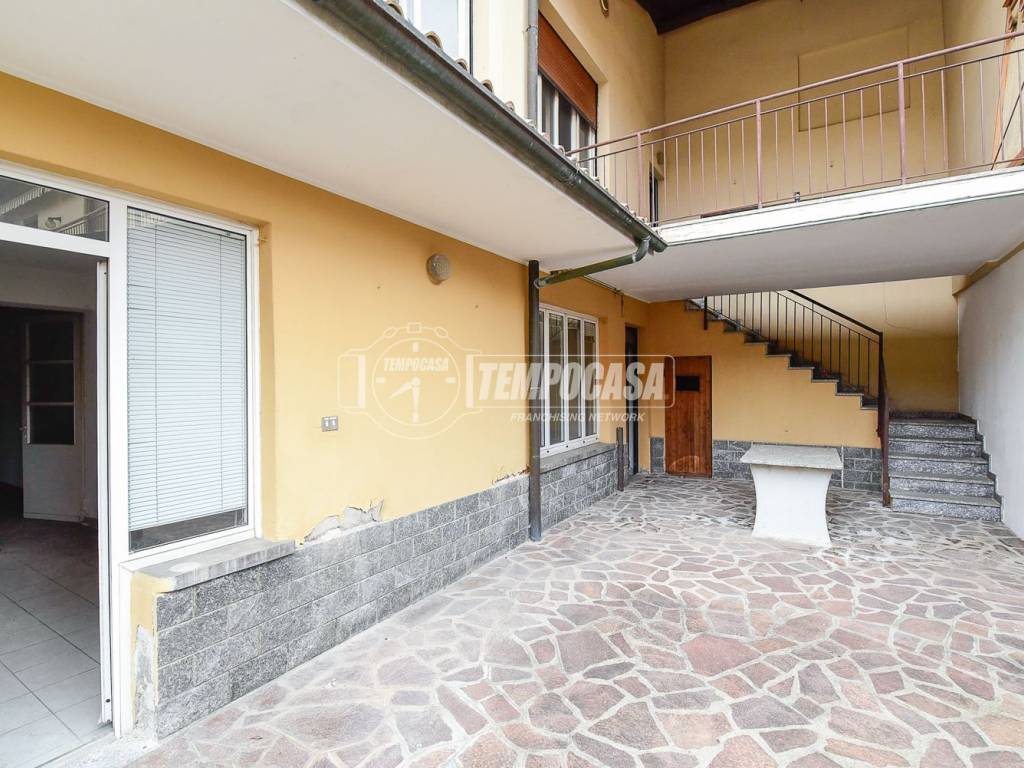 Villa a Erba in Via Armando Diaz - Foto 2