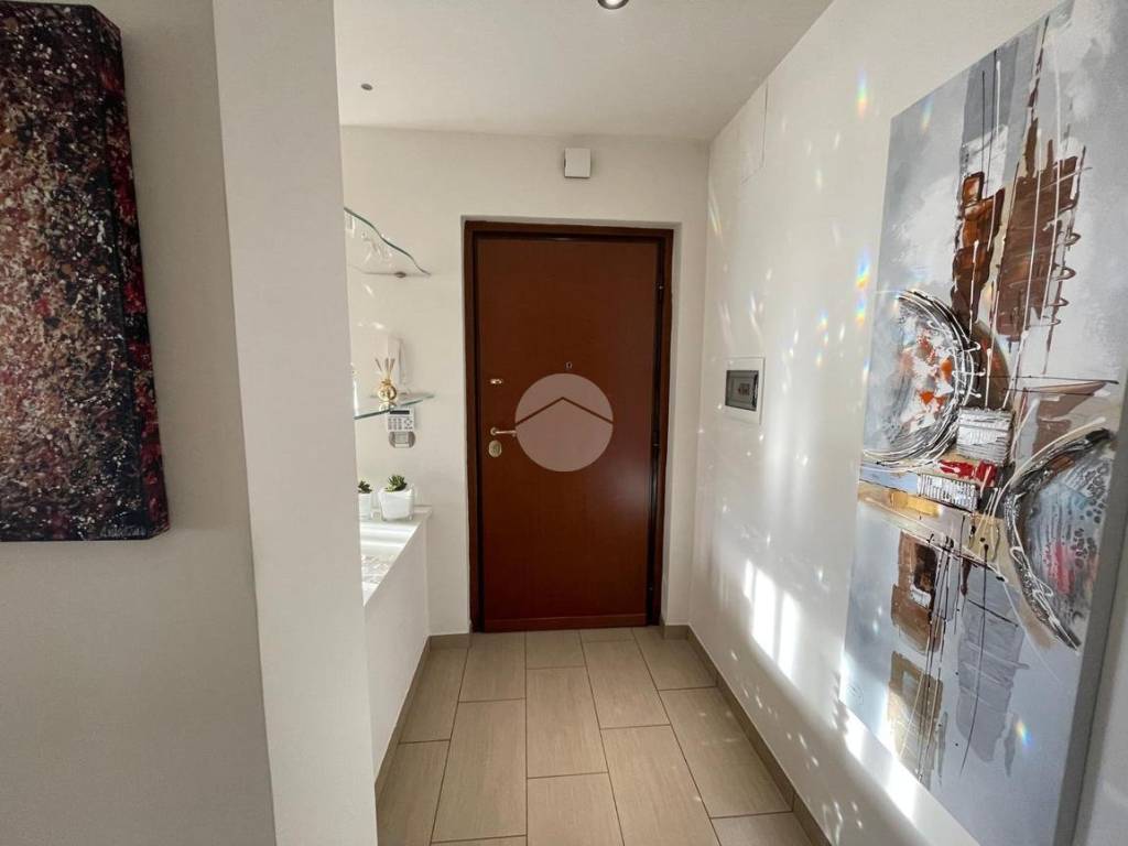 Appartamento a Cosenza in Via Francesco Muzzillo, 37 - Foto 2