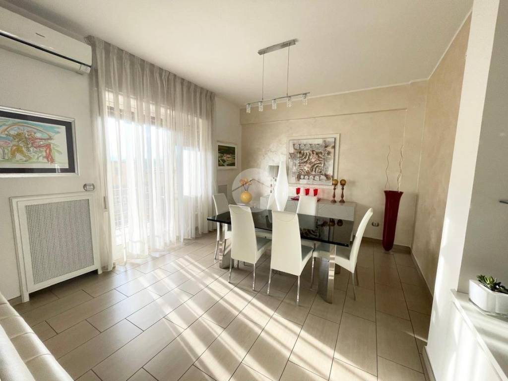 Appartamento a Cosenza in Via Francesco Muzzillo, 37 - Foto 4