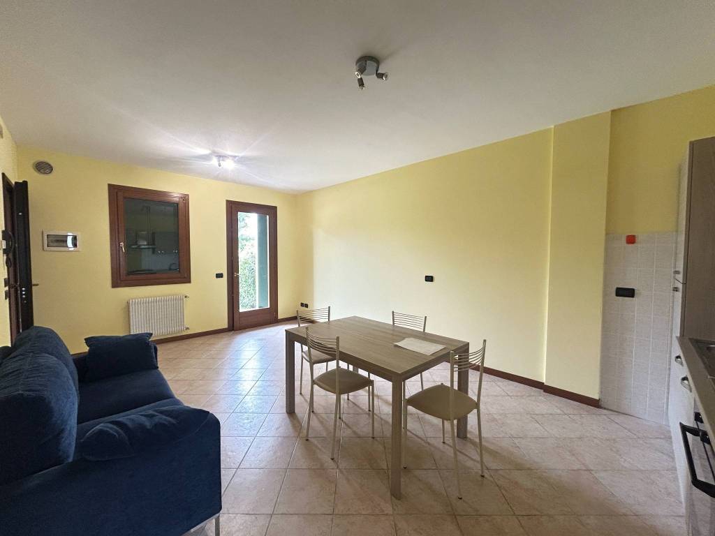 Appartamento a Loria in Via Asiago - Foto 2