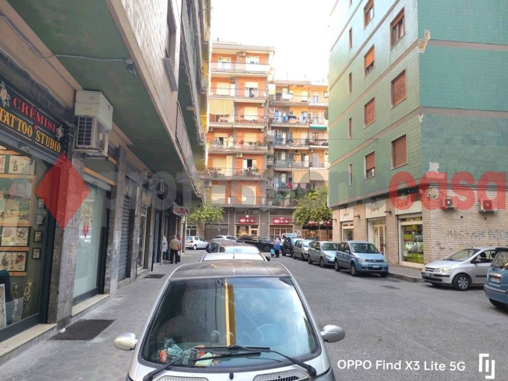 Appartamento a Salerno in Via Rocco Galdieri, 18 - Foto 3