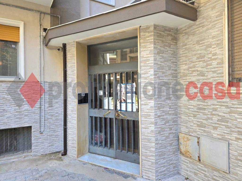 Appartamento a Salerno in Via Ciro D'Amico, 45 - Foto 3