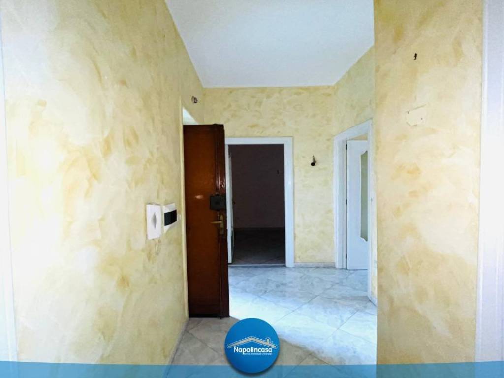 Appartamento a Casoria in Via Nazionale delle Puglie, 114 - Foto 2