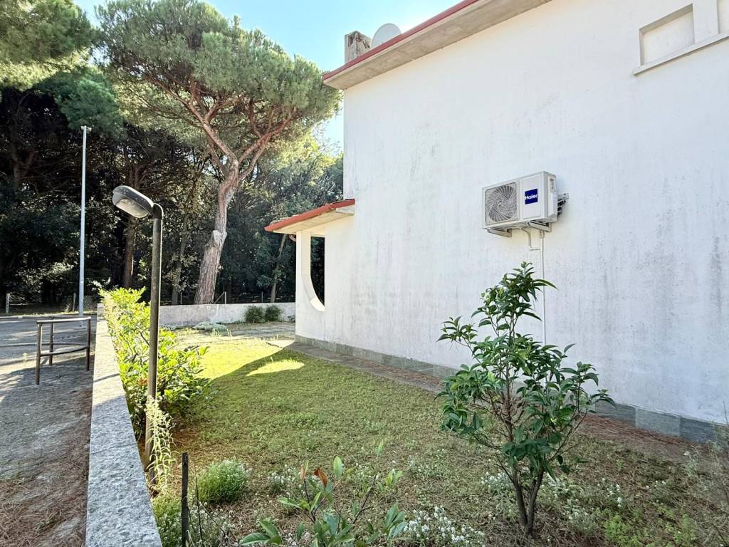 Villa a Comacchio in Viale del Bosco, 89 - Foto 5
