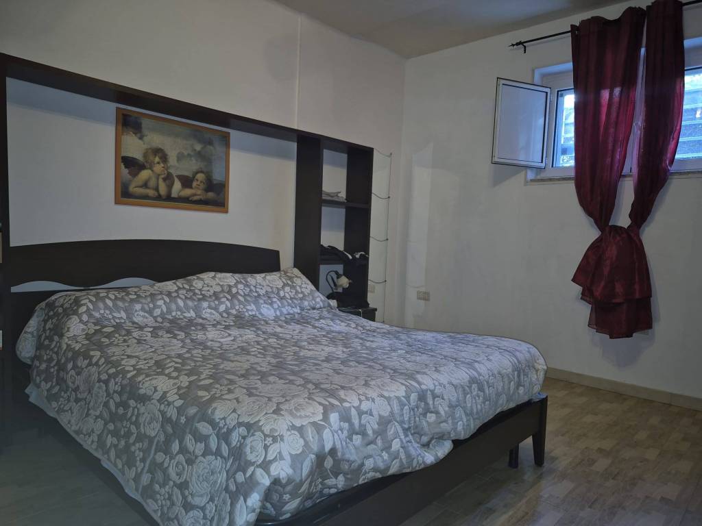 Appartamento a Bari in Via Giulio Petroni, 39 - Foto 2