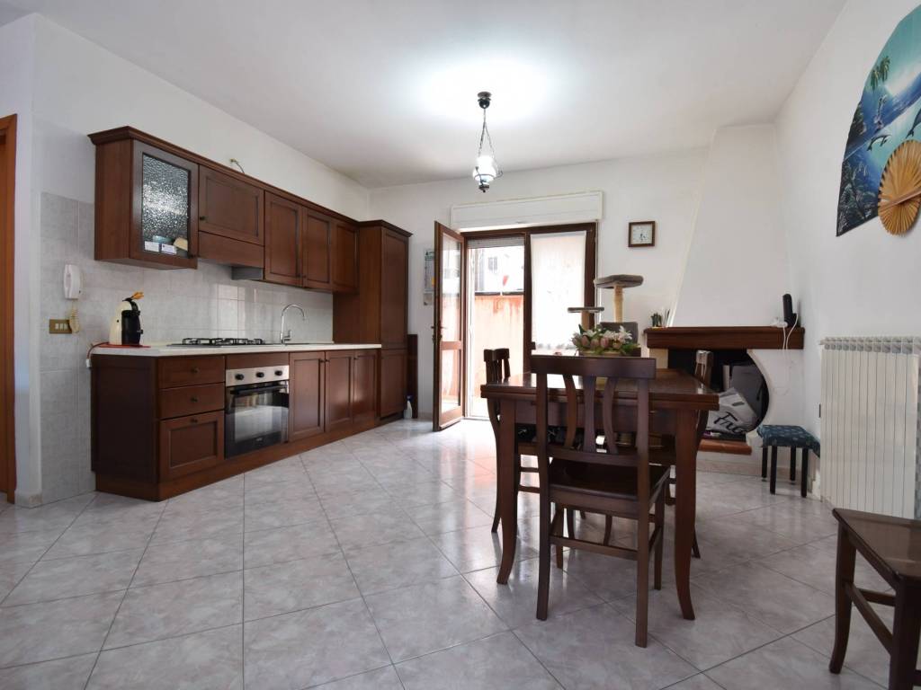 Villetta a schiera a Iglesias in Via Arturo Zardini, 16 - Foto 2