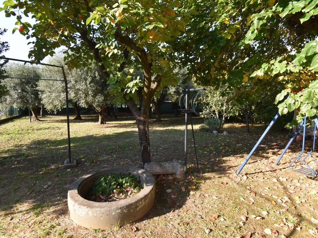 Villa a Seravezza in Via Madonnina dei Pagliai - Foto 2