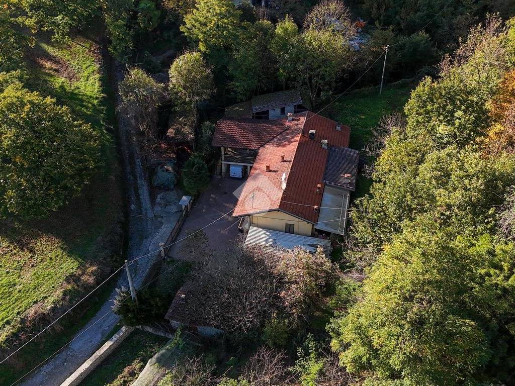 Casa indipendente a Revello in Via Antica del Castello, 1 - Foto 4