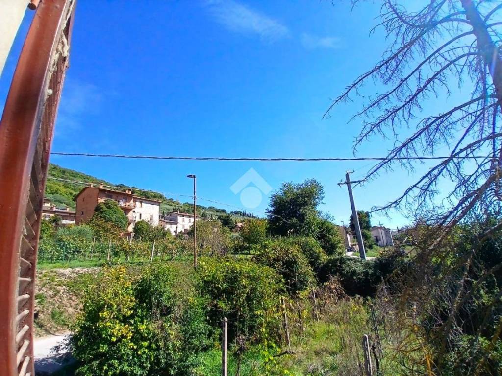 Casa indipendente a Gubbio in Frazione Casamorcia - Foto 5