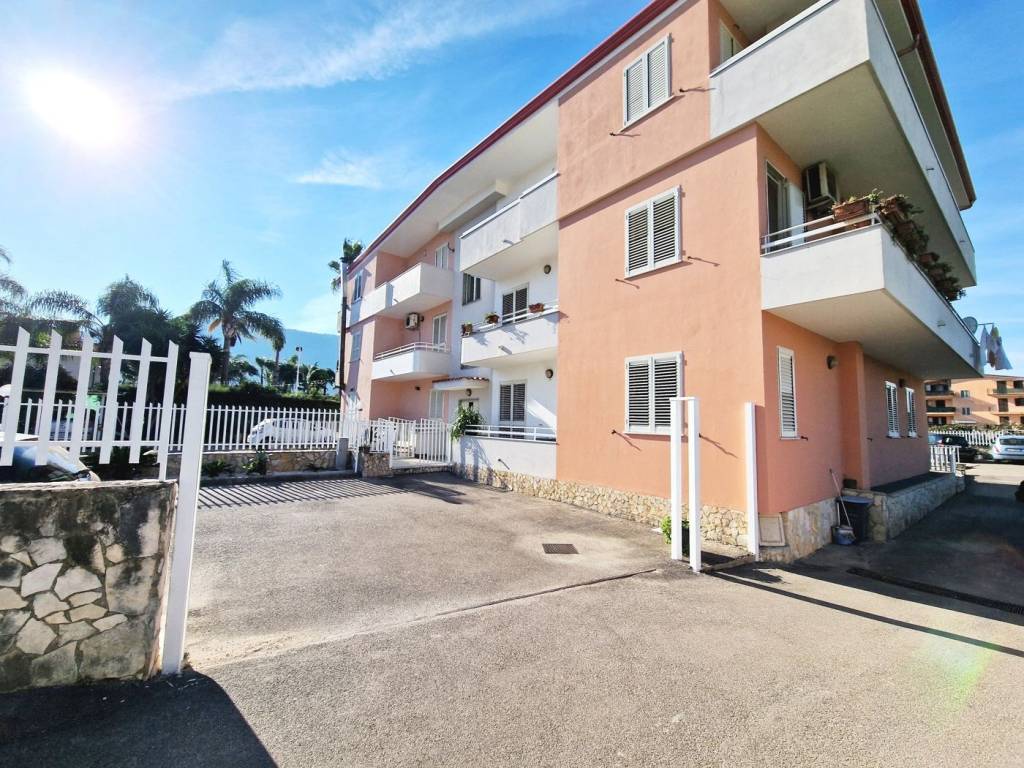 Appartamento a Santa maria a vico in via Macello , 22 - Foto 2