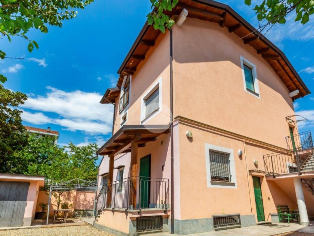 Villa a Collegno in Via macedonia, 8 - Foto 3