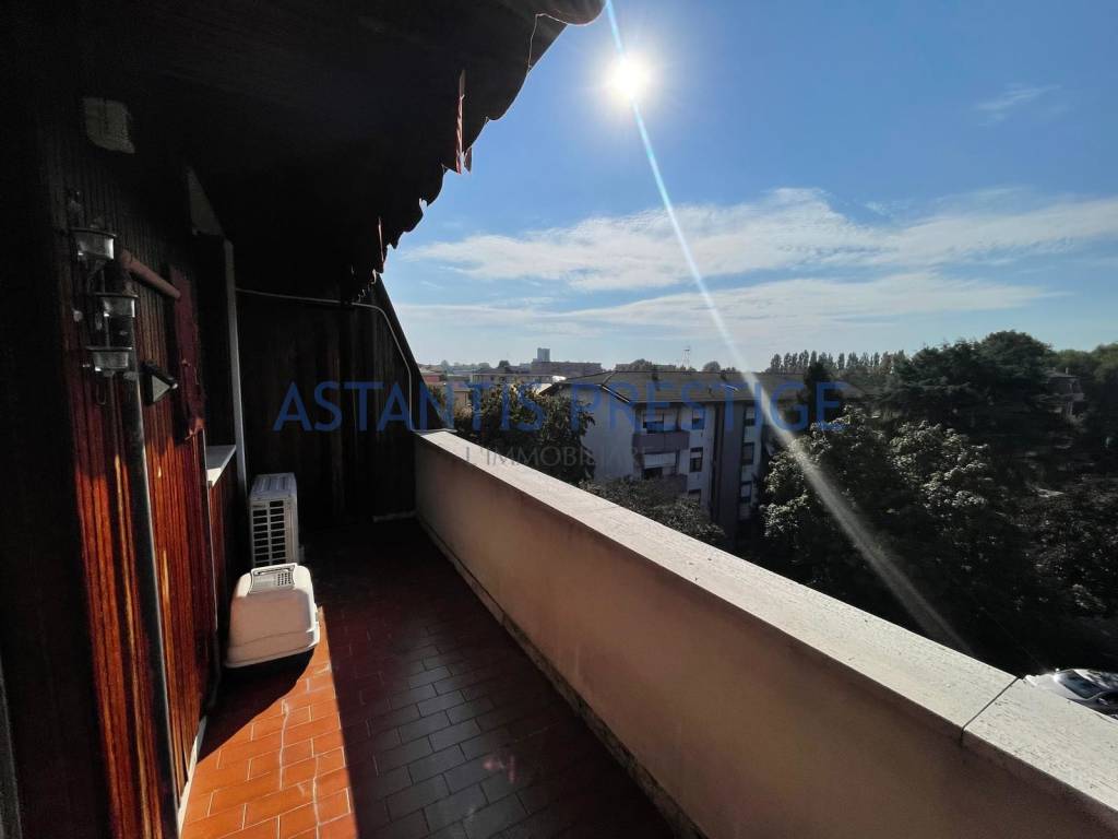 Appartamento a Caronno pertusella in Via Bainsizza - Foto 5