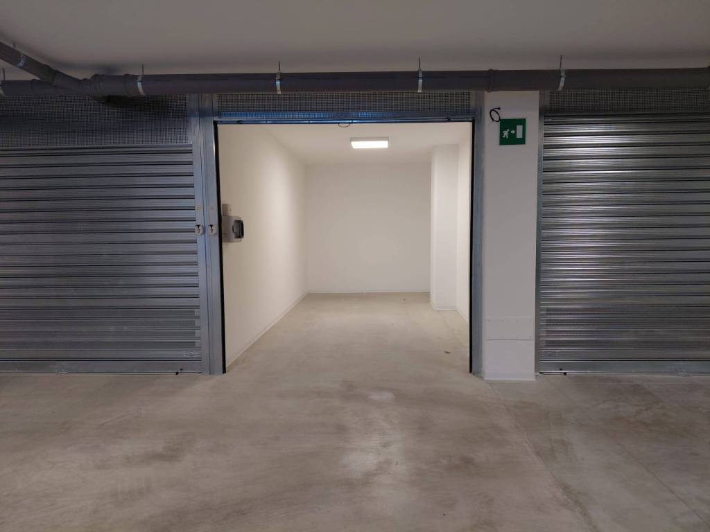 Box / garage a Foggia in Via Montegrappa - Foto 4