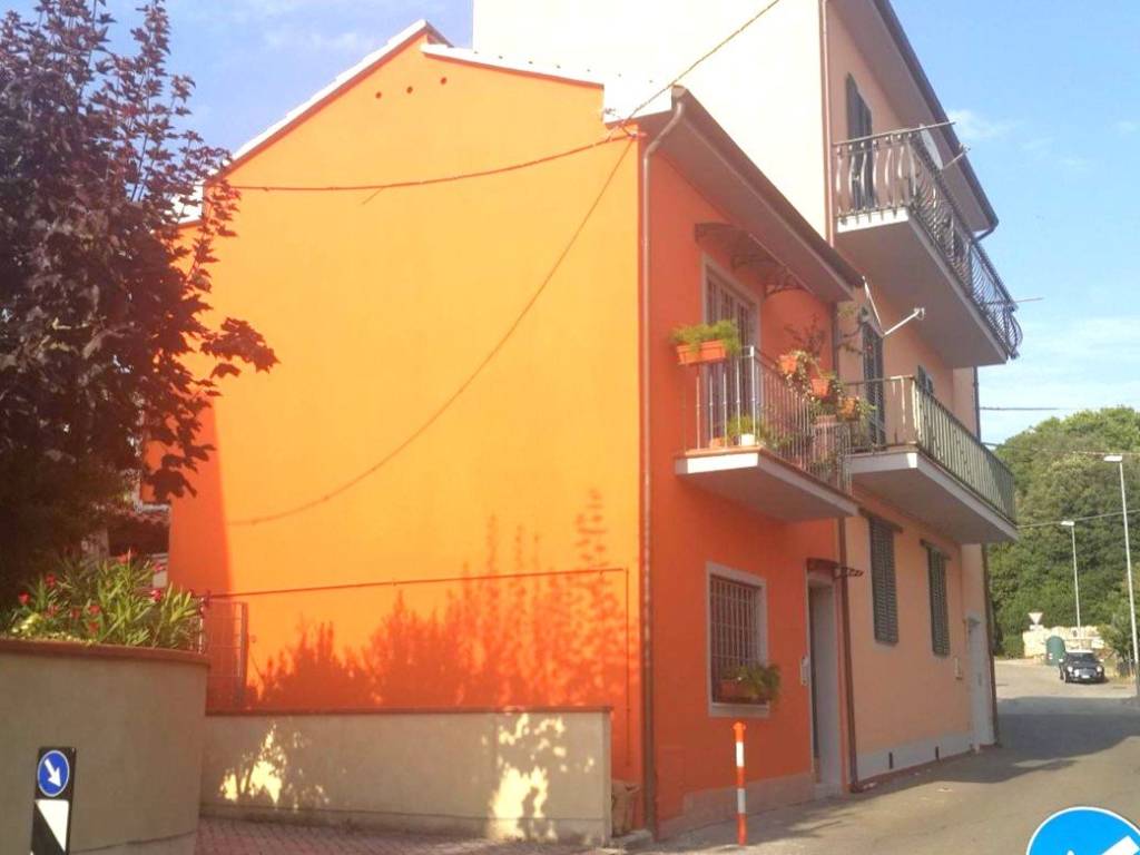 Casa indipendente a Pontedera in Via Enrico Capecchi - Foto 4