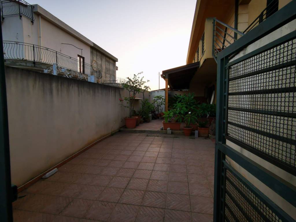 Villa a Messina in Via Pozzo Giudeo, 171 - Foto 3