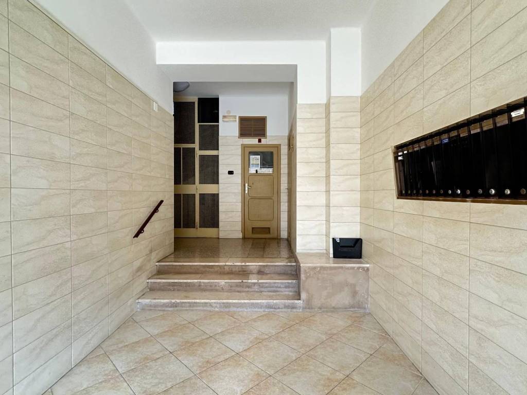 Appartamento a Molfetta in Via Bartolomeo Maranta, 16 - Foto 2