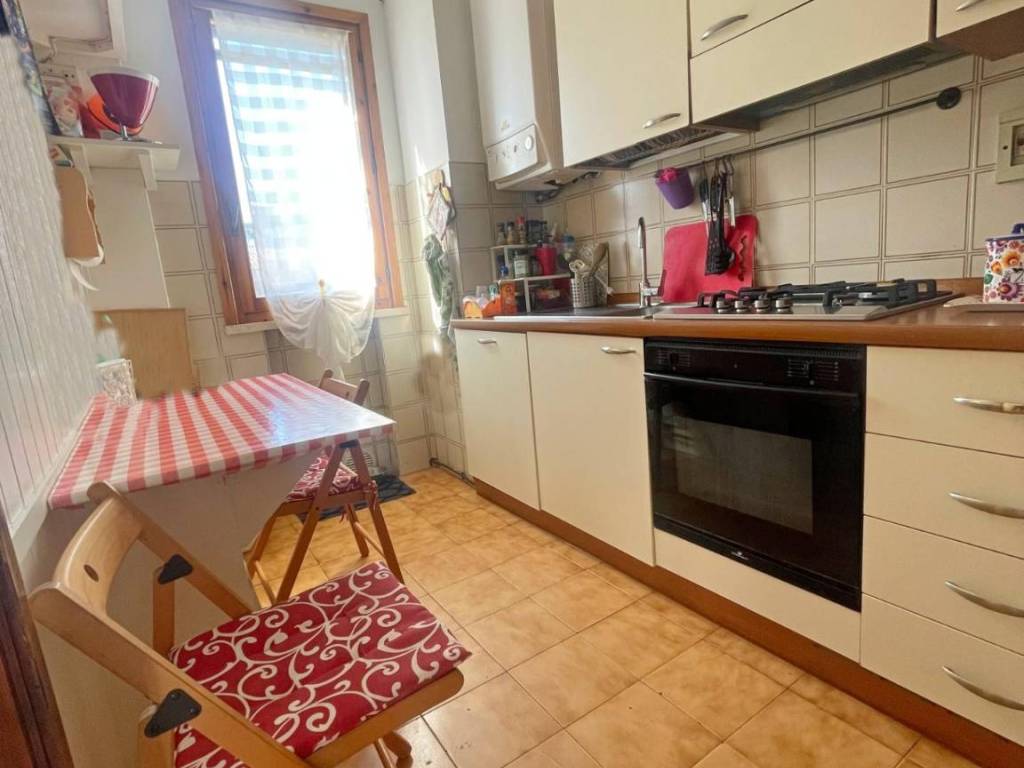 Appartamento a Poggibonsi in Via Luigi Galvani, - Foto 4