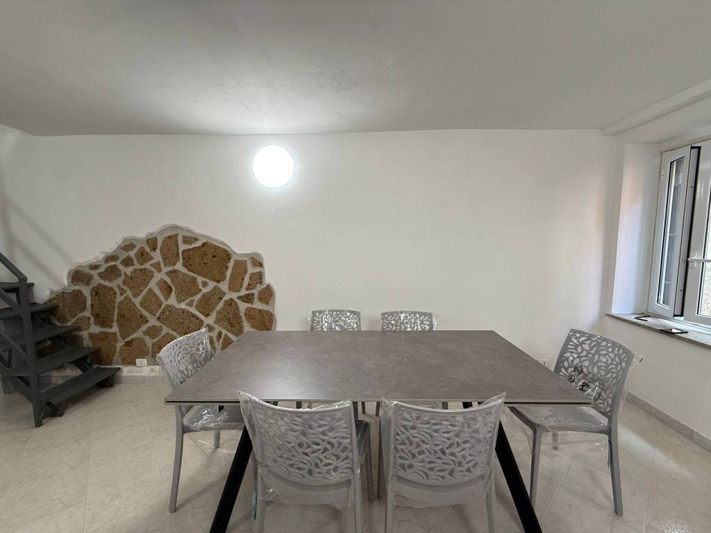 Appartamento a Capodimonte in Via del Laghetto, 11 - Foto 4
