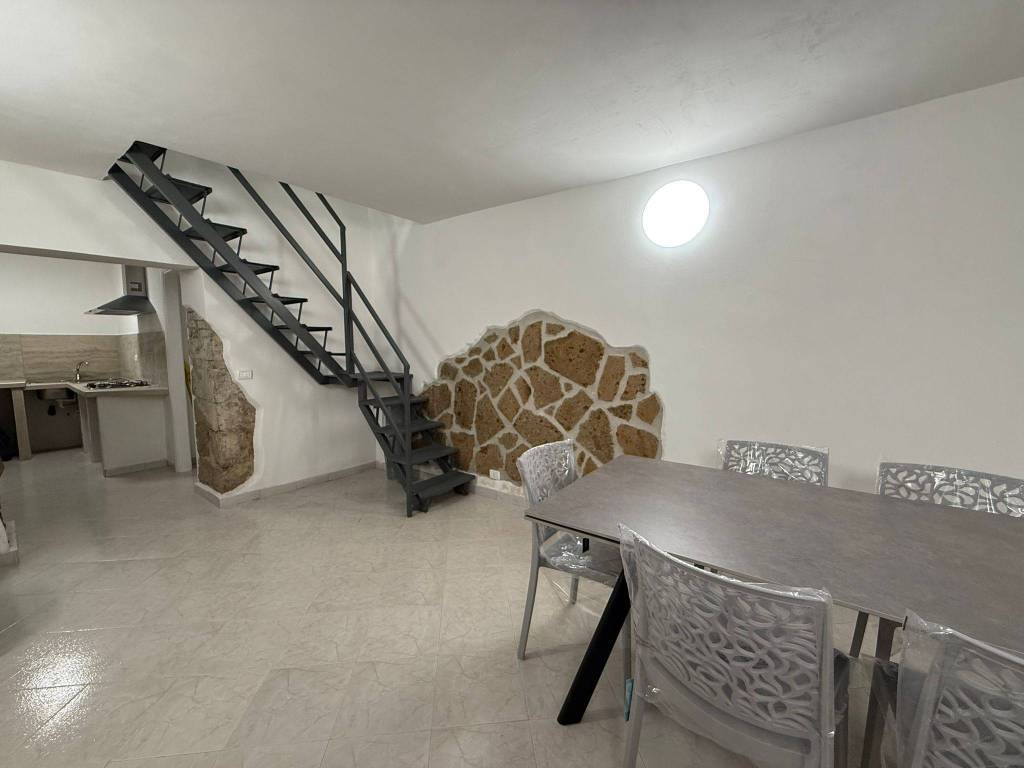 Appartamento a Capodimonte in Via del Laghetto, 11 - Foto 5