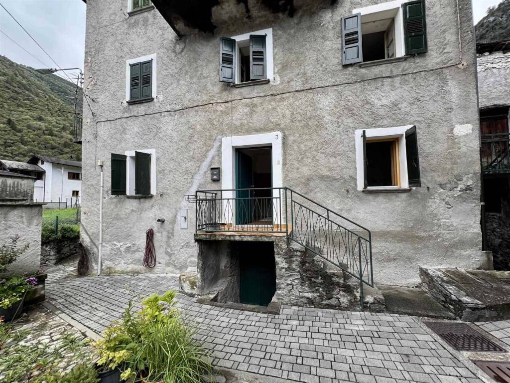 Appartamento a Chiavenna in Via Barini - Foto 2