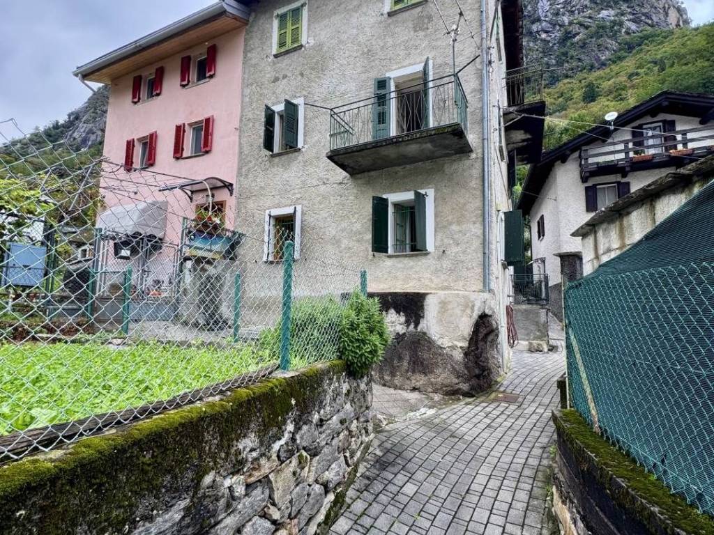 Appartamento a Chiavenna in Via Barini - Foto 5