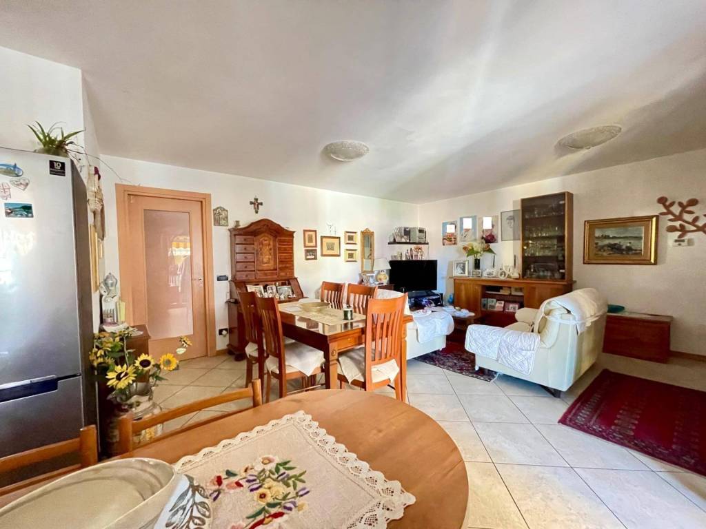 Appartamento a Latisana in Via G. Cassi, 42 - Foto 2