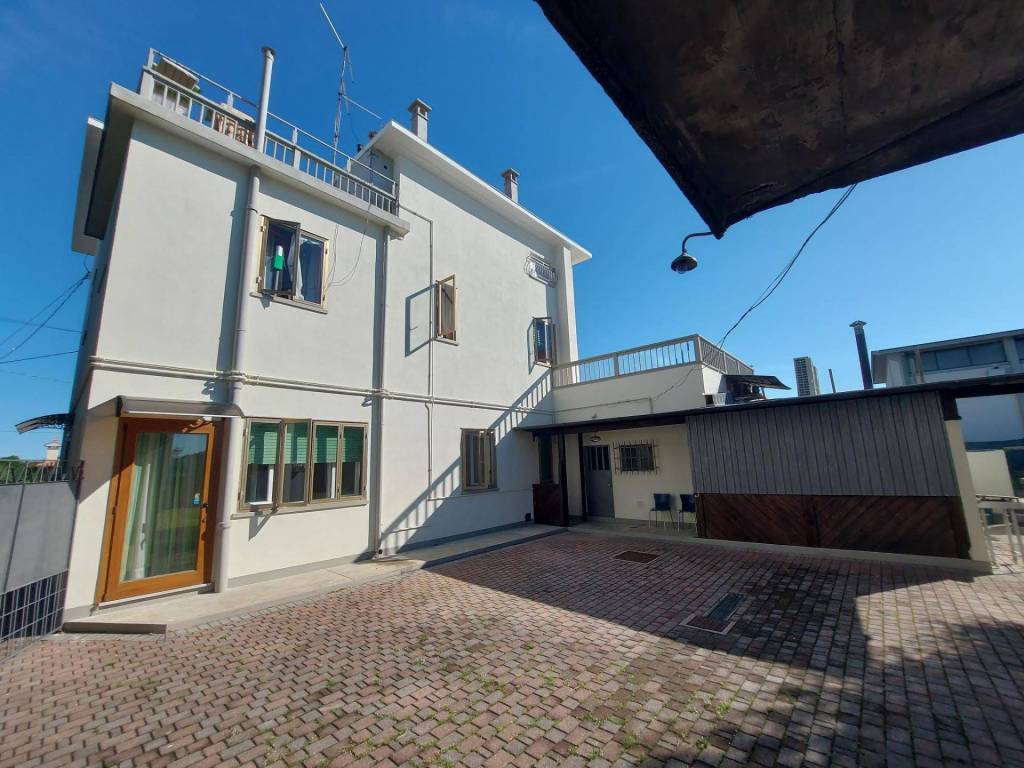 Villa a Codroipo in Via Codroipo, 6 - Foto 2