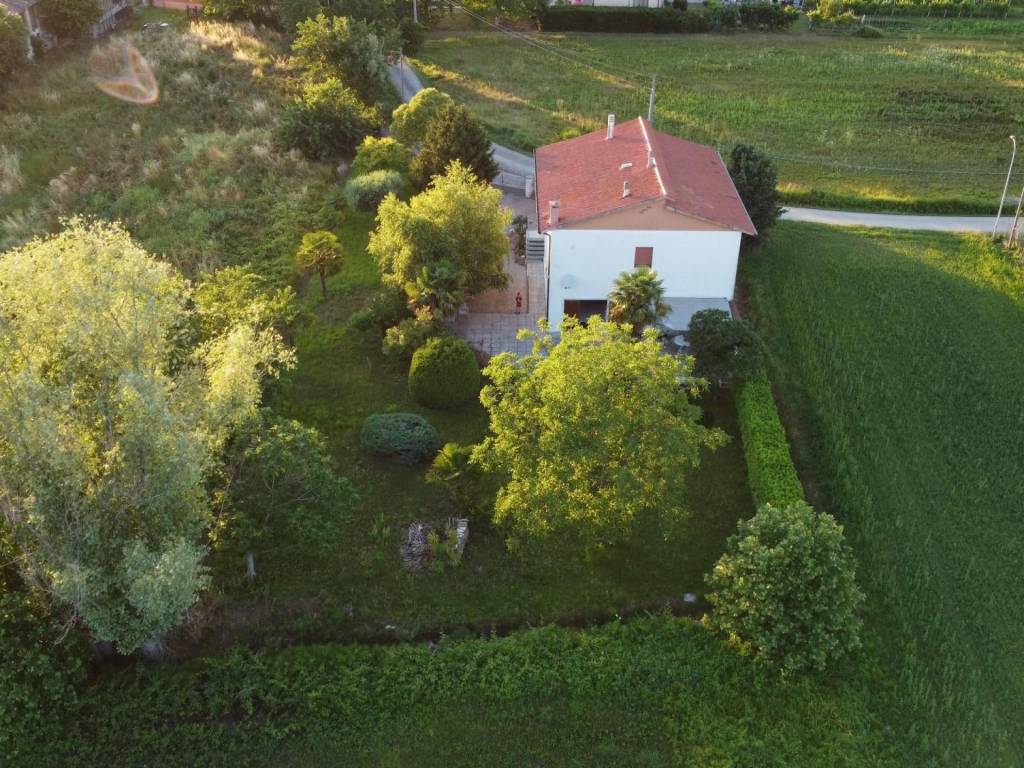 Villa a Carlino - Foto 2