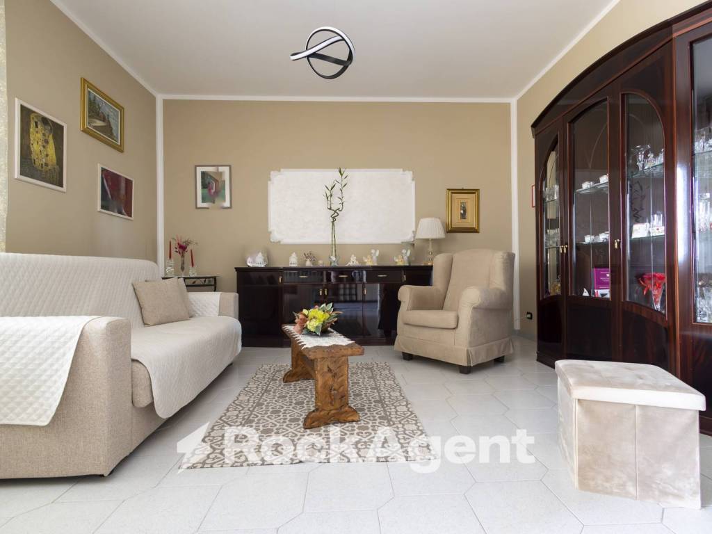 Appartamento a Catanzaro in Viale dei Tulipani, 183 - Foto 4