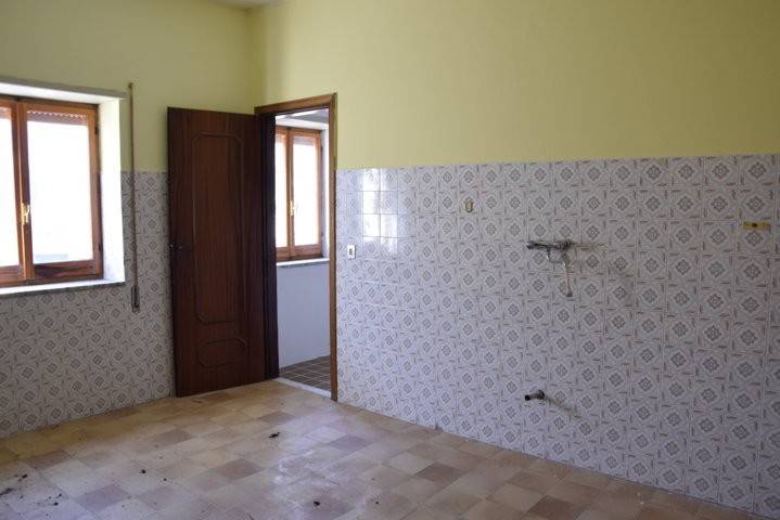 Appartamento a Castelnuovo parano in Via Olmo - Foto 3