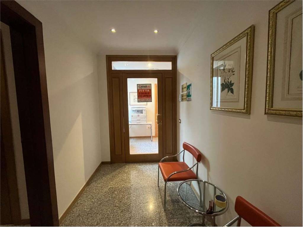 Immobile a Francavilla fontana in VIA SAN FRANCESCO D'ASSISI, 175 - Foto 2