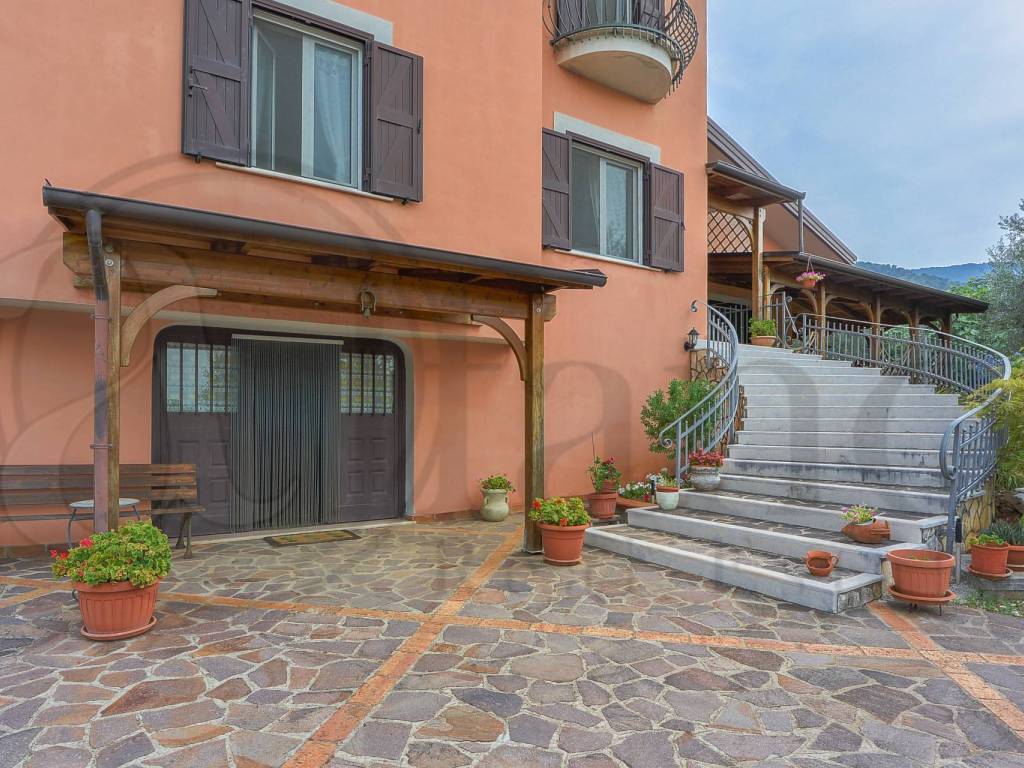 Villa a Maenza in Via Colle La Penna - Foto 3