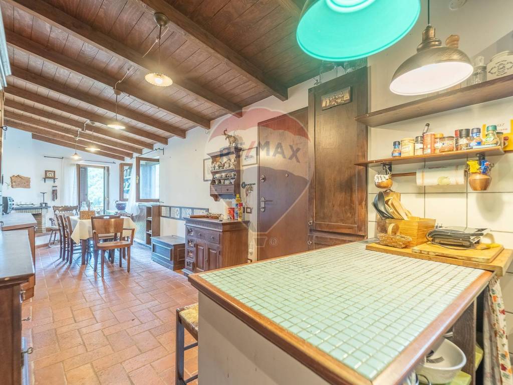 Casa indipendente a Olevano romano in Contrada Longara - Foto 4