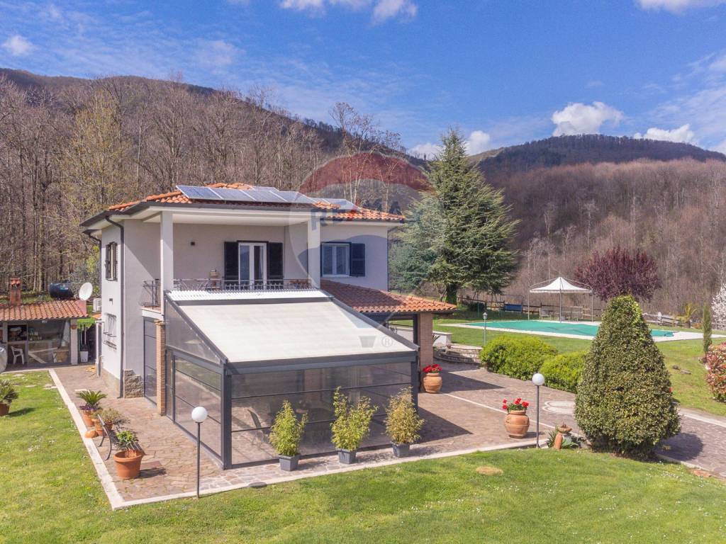 Villa a Velletri in via fontana del turano, 69 - Foto 5