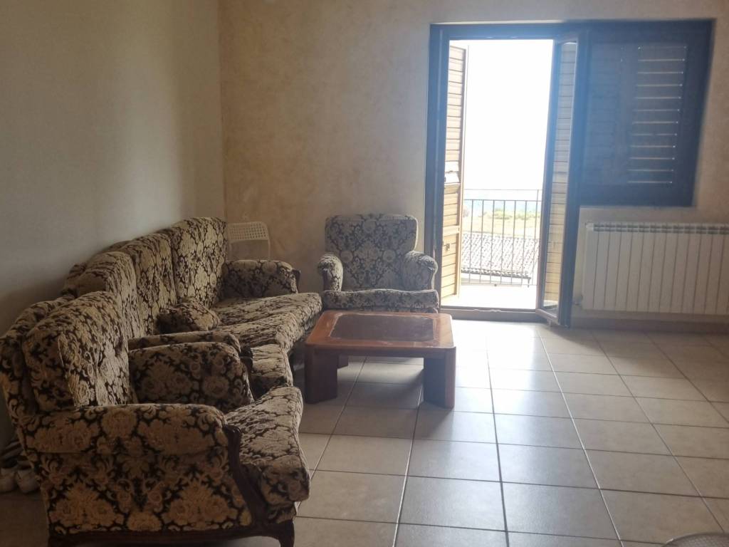 Appartamento a Aidone in Via Piersanti Mattarella - Foto 4