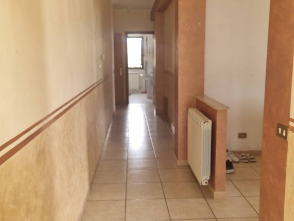 Appartamento a Aidone in Via Piersanti Mattarella - Foto 5