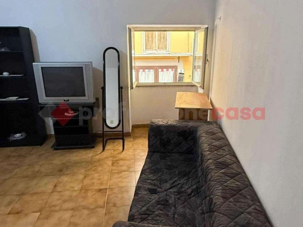 Appartamento a Gaeta in Piazza delle Sirene vico 6 - Foto 4