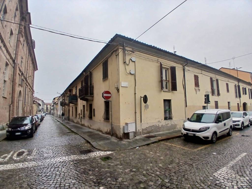 Appartamento a Venaria reale in Via Alfonso La Marmora, 10 - Foto 2