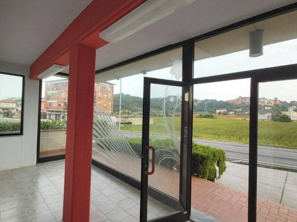 Immobile a Santa maria a monte in Strada Provinciale Francesca - Foto 3