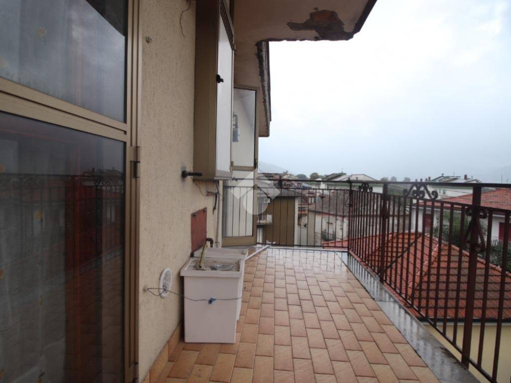 Appartamento a Fisciano in Via Fratelli Napoli, 45 - Foto 4