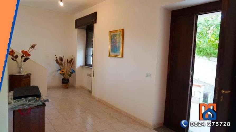 Villa a San leucio del sannio in Via Vigne - Foto 2