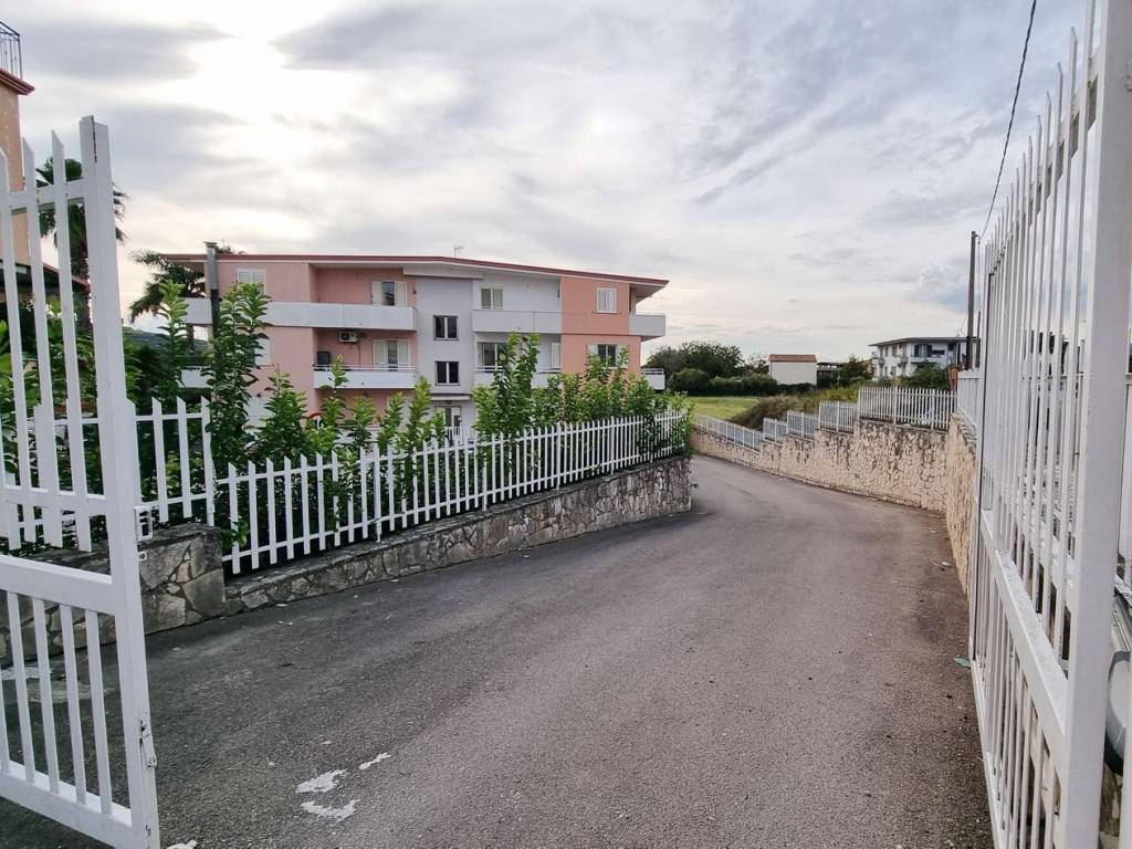 Box / garage a Santa maria a vico in via Macello , 22 - Foto 2