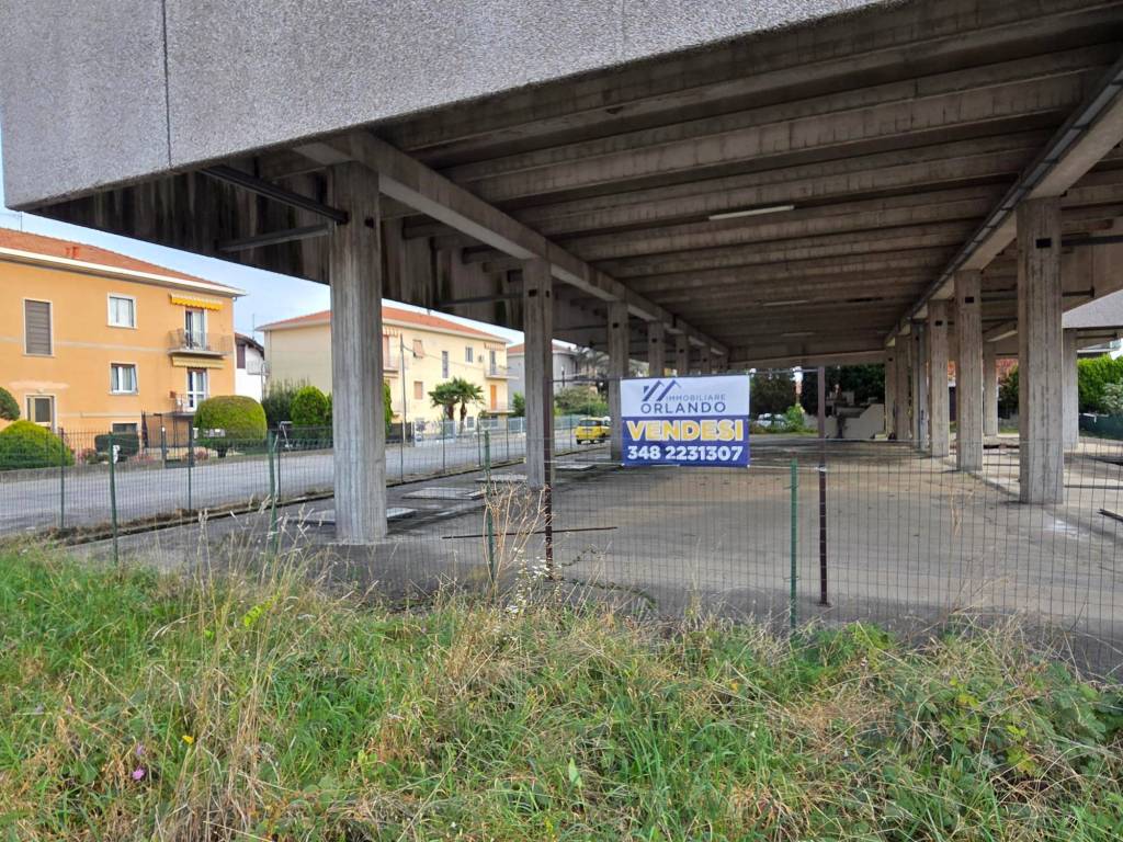 Immobile a Cassano magnago in Via Enrico Fermi - Foto 2