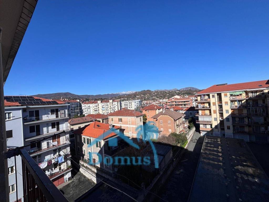 Appartamento a Pinerolo in Via Alliaudi, 38 - Foto 3