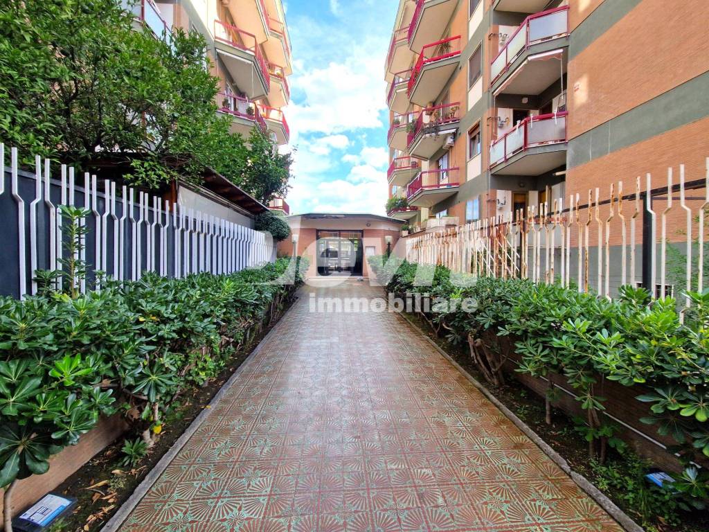 Appartamento a Portici in Via Rodolfo Stanziale - Foto 3