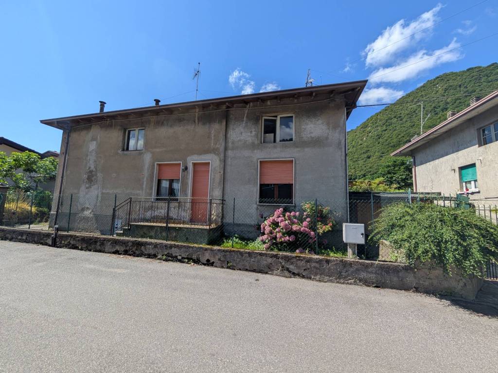 Villa a Vobarno in Via Abbio, 25 - Foto 2