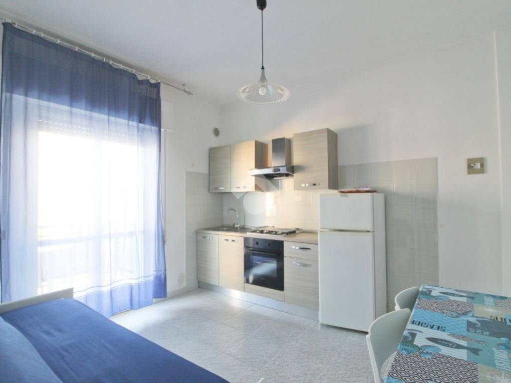 Appartamento a Campomarino in Via dei Tulipani - Foto 4
