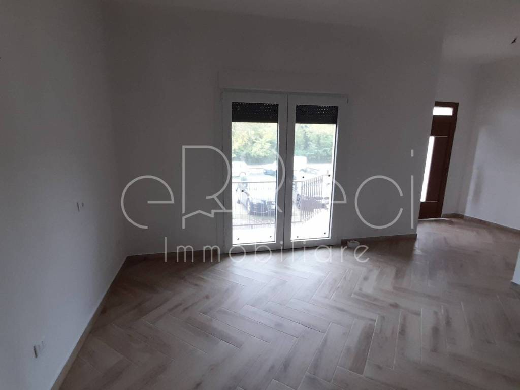 Appartamento a Mantova in Via Maestri del Lavoro - Foto 2