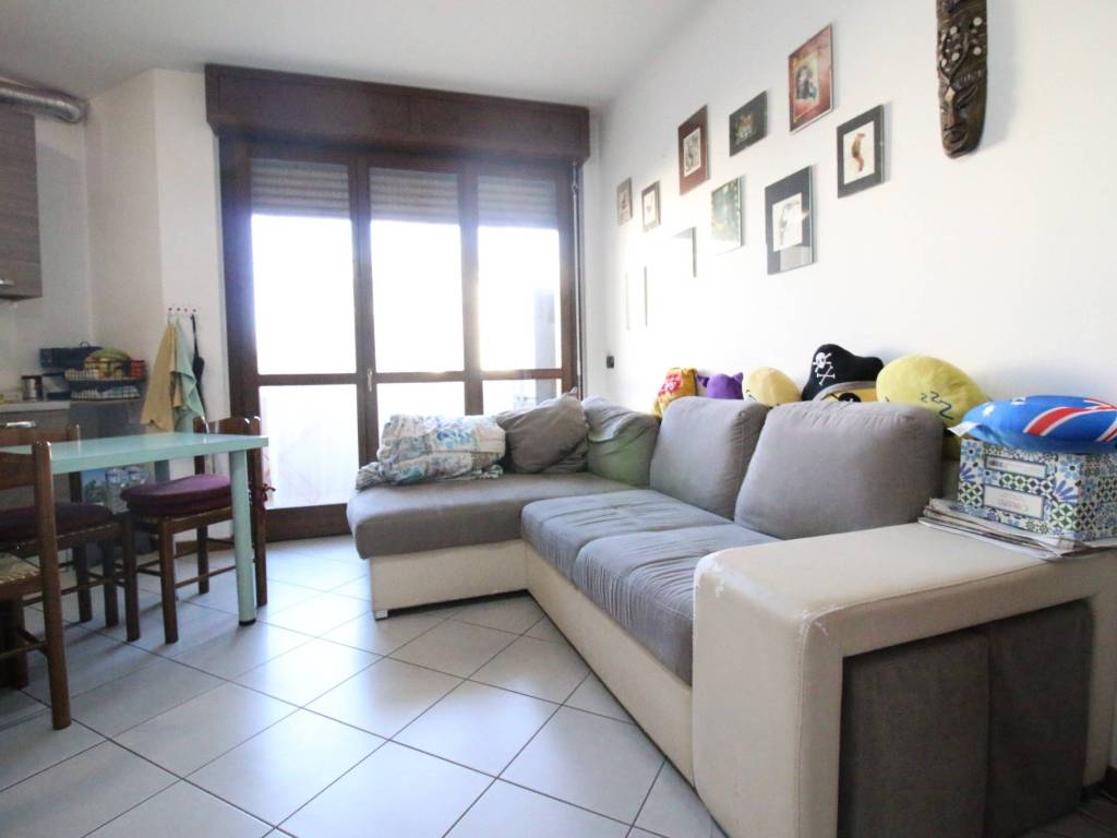 Appartamento a Limido comasco in Via Giovanni Falcone, 20 - Foto 2