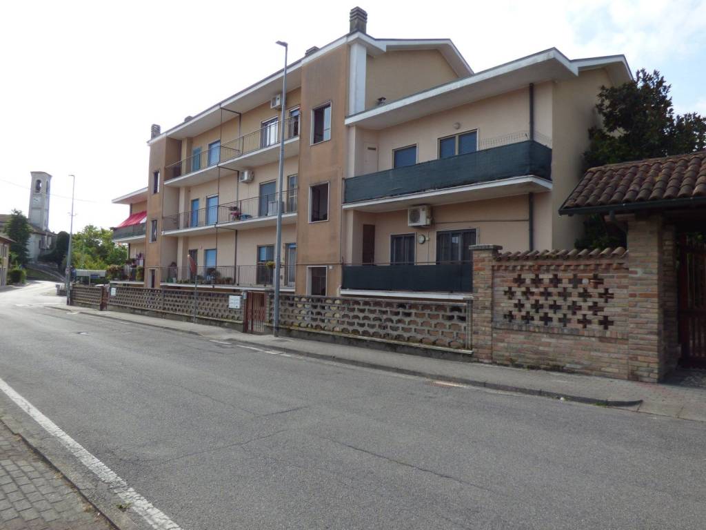 Appartamento a Galgagnano in Via Martiri della Cagnola, 37 - Foto 2